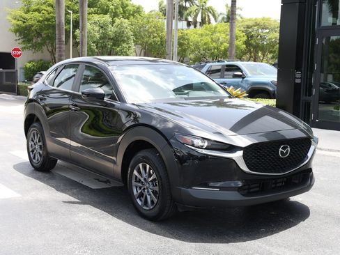 Certified 2024 MAZDA CX-30 AWD 2.5 S image 2