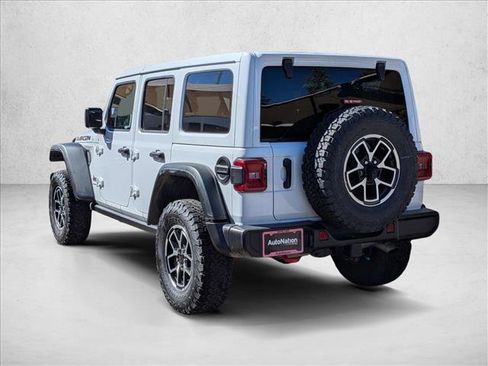 Used 2025 Jeep Wrangler Rubicon image 7