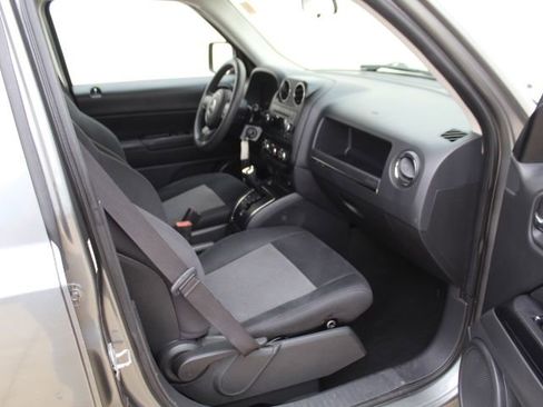 Used 2012 Jeep Patriot Sport w/ PWR Value Group image 32