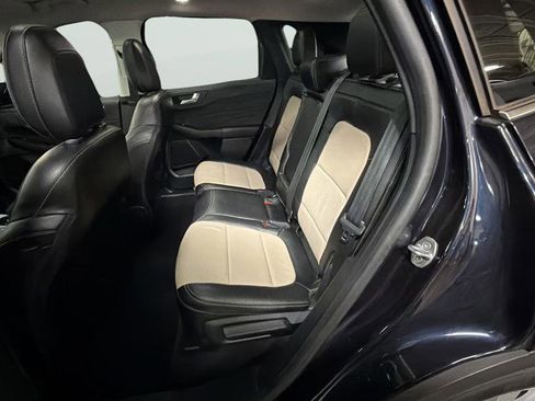 Used 2021 Ford Escape Titanium w/ Titanium Elite Package image 28