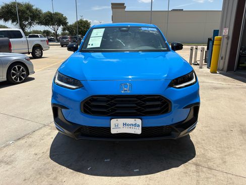 Certified 2026 Honda HR-V Sport image 3