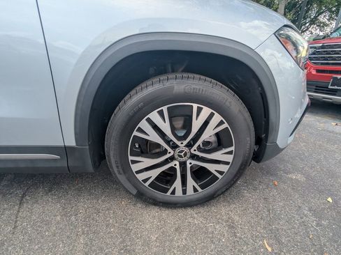 Certified 2025 Mercedes-Benz GLA 250 image 23
