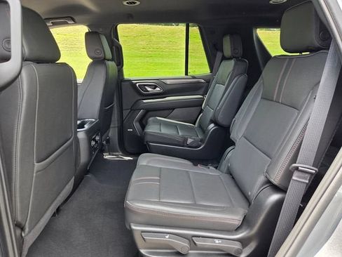 Used 2024 Chevrolet Tahoe RST w/ Luxury Package AWD/4WD image 10