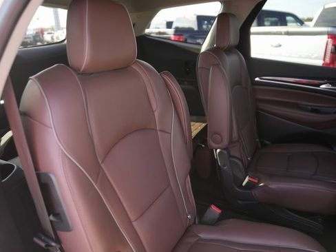 Used 2018 Buick Enclave Avenir w/ Avenir Technology Package image 17