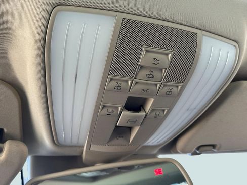 Used 2011 Mercedes-Benz E 350 BlueTEC Sedan image 37