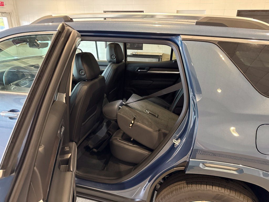 New 2027 GMC Terrain Denali w/ LPO, Floor Liner Package AWD/4WD image 22