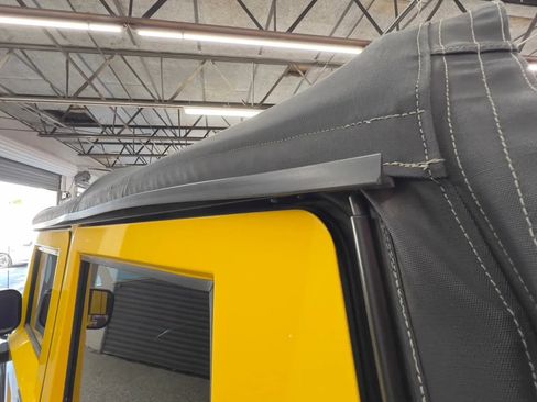 Used 2006 HUMMER H1 4-Door Open Top image 30