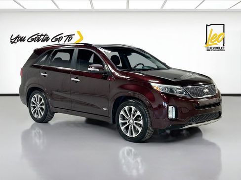 Used 2014 Kia Sorento SX w/ 3rd Row Package image 3