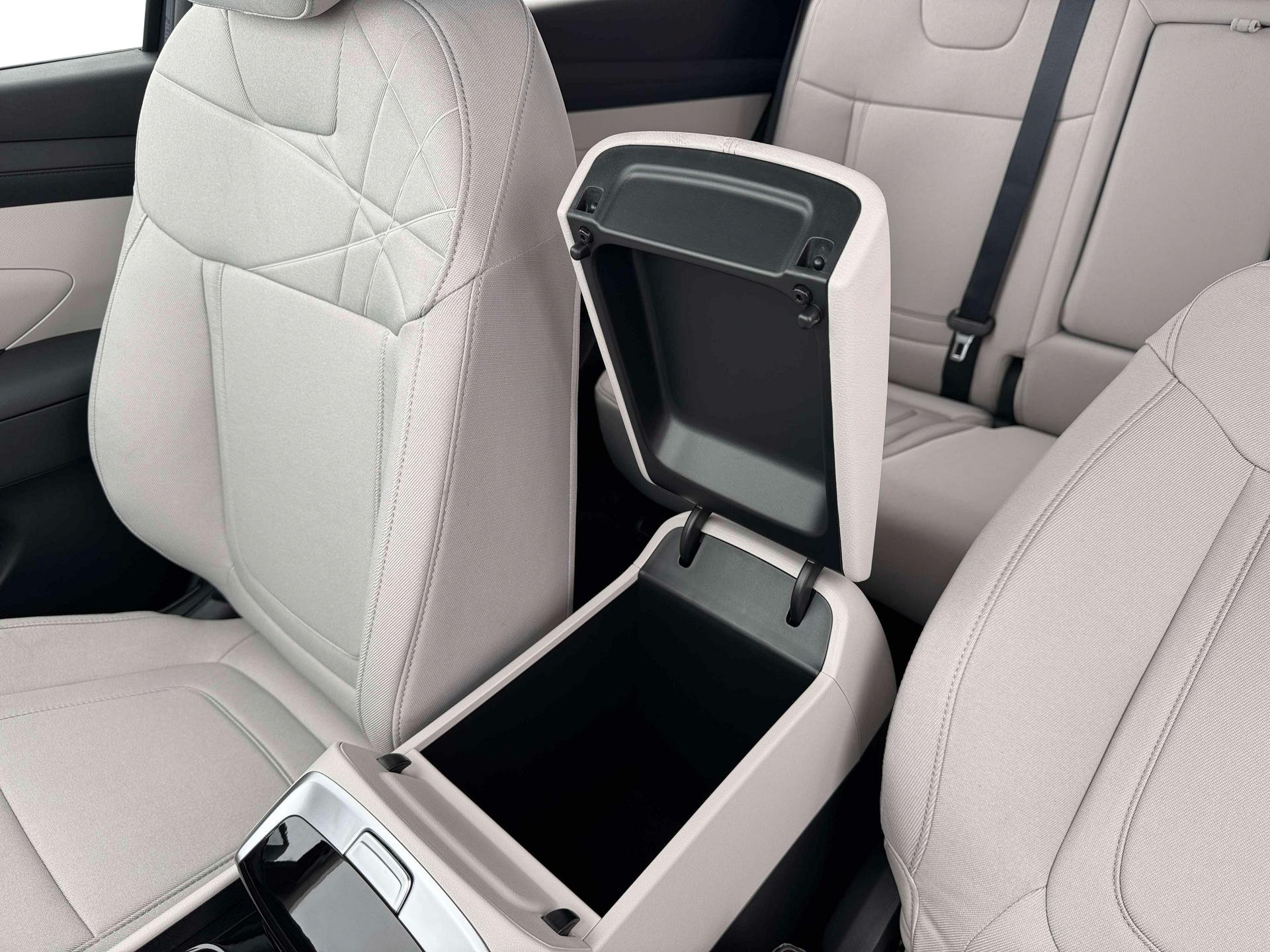 Certified 2026 Hyundai Tucson SE FWD image 18