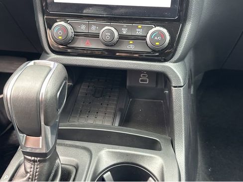 New 2025 Ford Ranger XLT w/ Equipment Group 301A High image 26