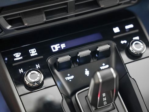 Used 2024 Porsche 911 Carrera S image 19