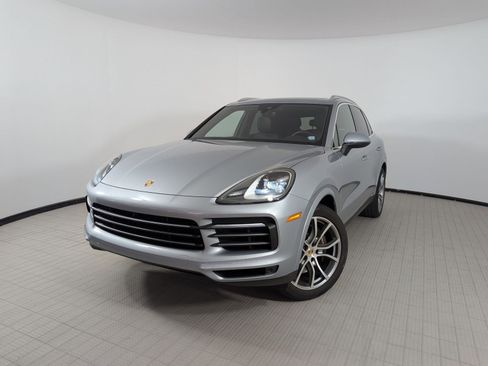 Certified 2023 Porsche Cayenne Platinum Edition AWD/4WD image 1