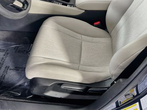 Used 2023 Honda Accord LX image 18