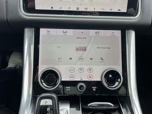 Used 2019 Land Rover Range Rover Sport HSE image 30