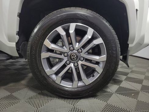 Used 2025 Toyota 4Runner Limited image 26