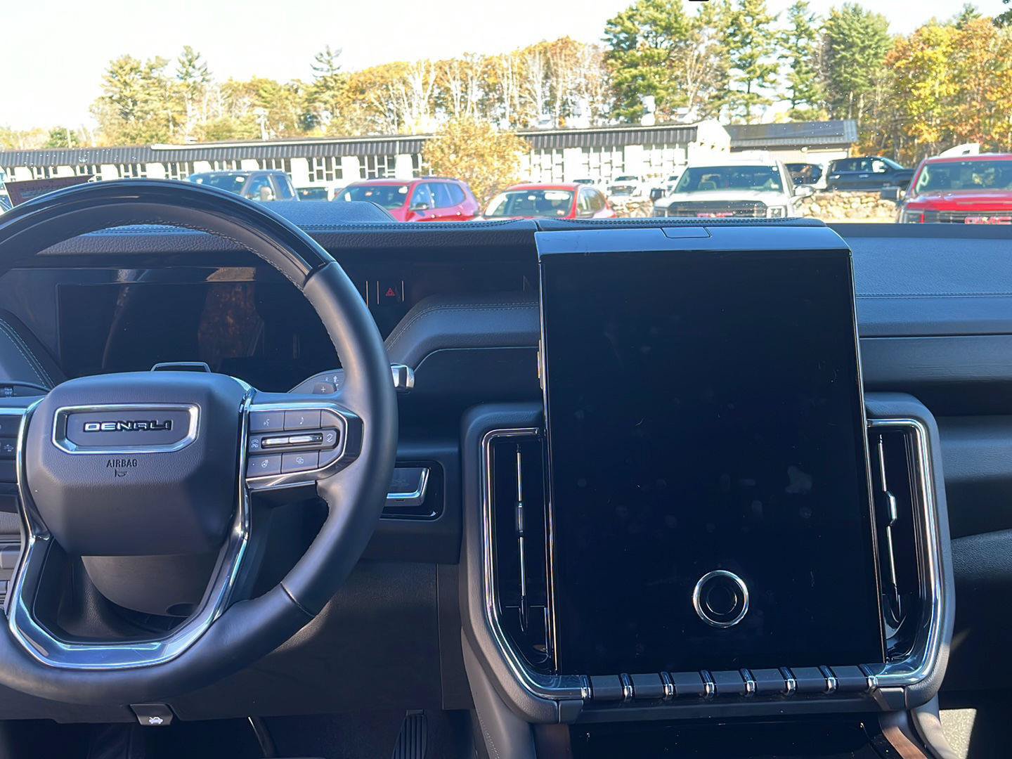 Certified 2026 GMC Yukon XL Denali w/ Advanced Technology Package AWD/4WD image 17