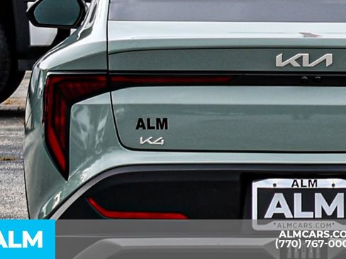 Used 2025 Kia K4 FWD image 13