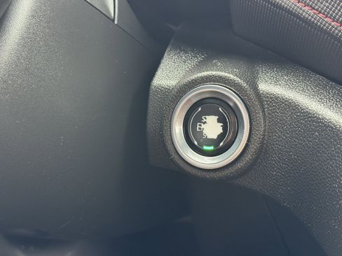 Used 2022 Chevrolet TrailBlazer RS image 29