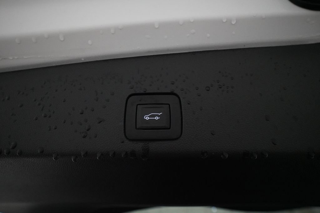 Used 2024 Buick Encore GX Preferred AWD/4WD image 15