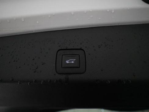 Used 2024 Buick Encore GX Preferred AWD/4WD image 15