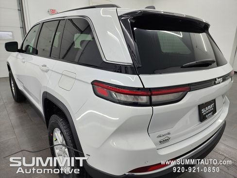 New 2025 Jeep Grand Cherokee Laredo w/ Luxury Tech Group I image 6