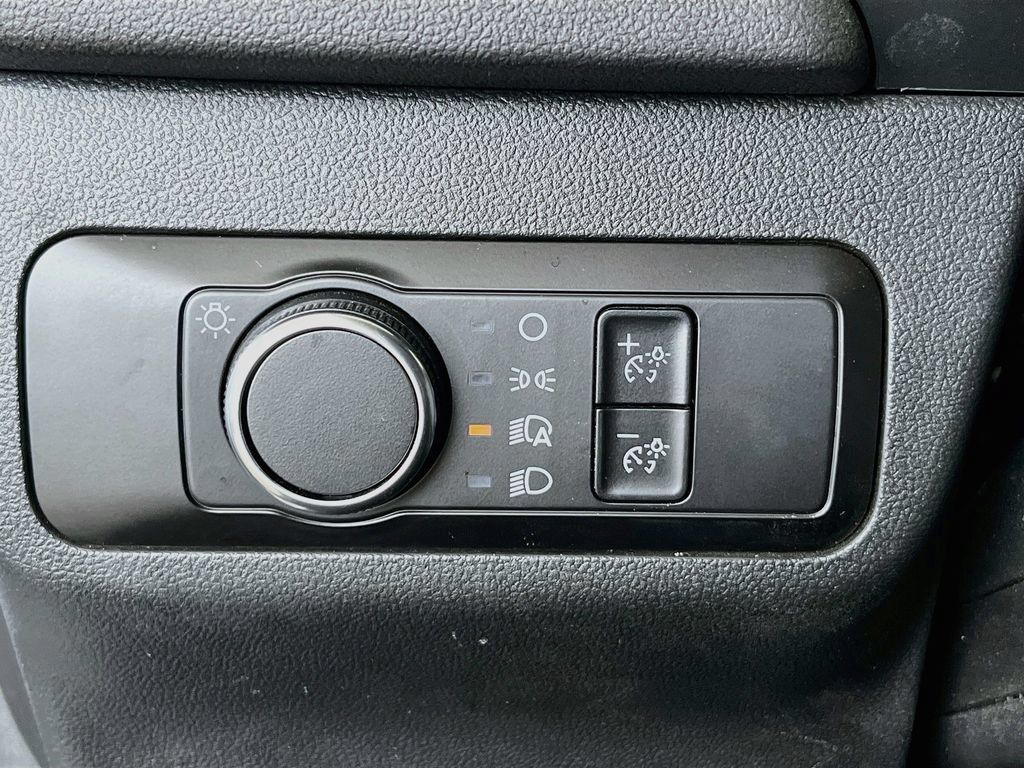 Used 2025 Ford Escape Active FWD image 10