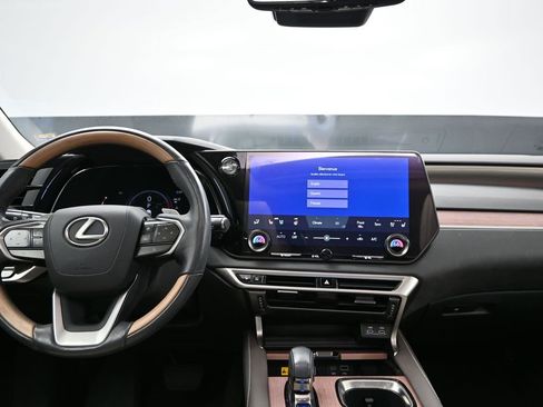 Used 2024 Lexus RX 350 Premium Plus w/ Convenience Package image 19