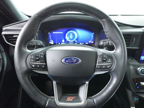 Used 2020 Ford Explorer ST w/ ST Street Pack image 15