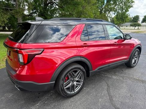 New 2026 Ford Explorer ST w/ Sun And Sound Package AWD/4WD image 5