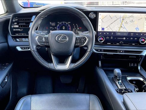 Used 2024 Lexus RX 350 Premium w/ Accessory Package (Z1) image 6