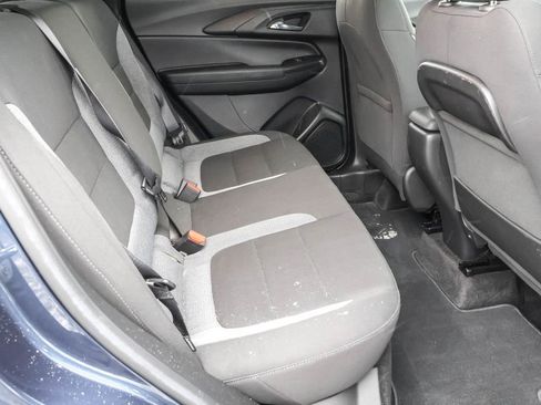 Used 2023 Chevrolet TrailBlazer LT image 32