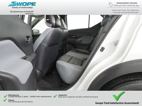 Used 2023 Nissan Kicks SR w/ SR Premium Package FWD image 12