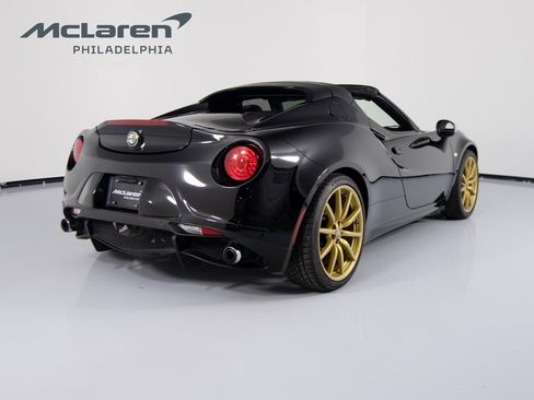 Used 2016 Alfa Romeo 4C Spider image 6