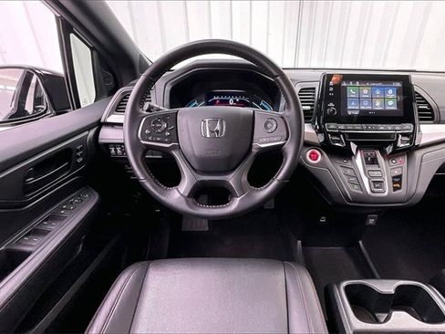 Certified 2023 Honda Odyssey Sport image 5