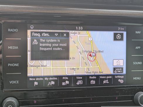 Used 2020 Volkswagen Passat 2.0T SEL image 22