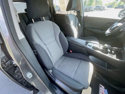 Used 2021 Nissan Rogue S AWD/4WD image 19