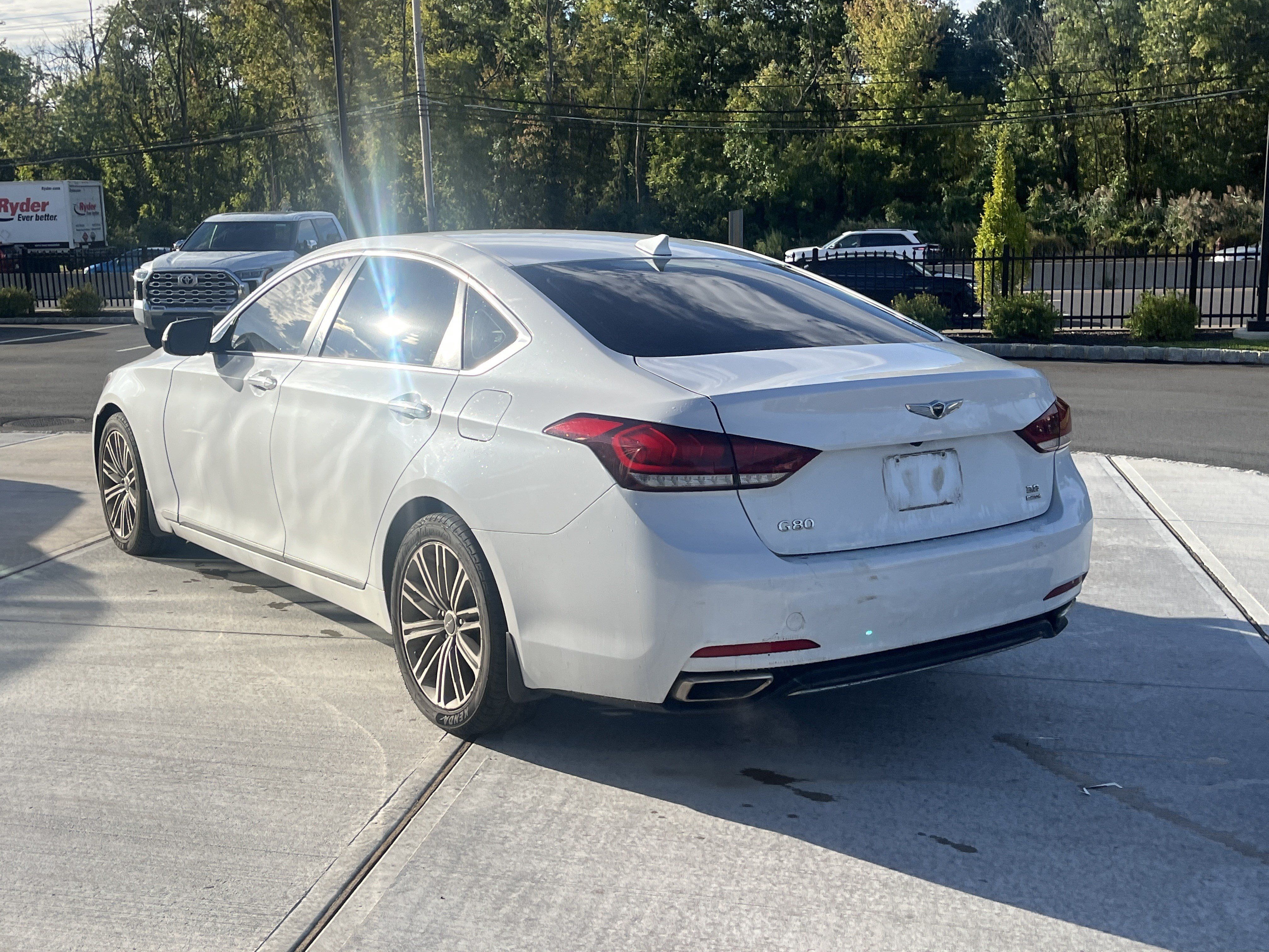 Used 2018 Genesis G80 3.8 AWD/4WD image 4