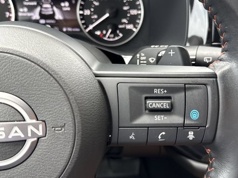 Used 2024 Nissan Pathfinder Rock Creek AWD/4WD image 22