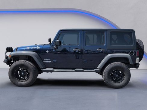 Used 2013 Jeep Wrangler Unlimited Sport AWD/4WD image 5