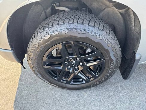 Used 2023 Chevrolet Silverado 1500 Custom w/ LPO, Dark Essentials Package AWD/4WD image 11