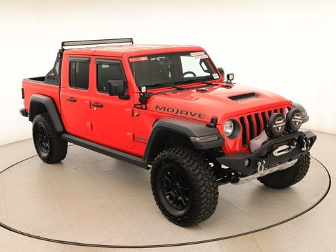 Used 2020 Jeep Gladiator Mojave AWD/4WD image 41