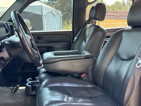 Used 2004 GMC Sierra 2500 SLE AWD/4WD image 14