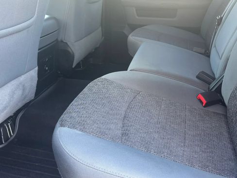 Used 2017 RAM 1500 Big Horn AWD/4WD image 22