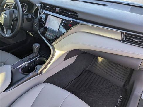 Certified 2020 Toyota Camry SE w/ Convenience Package FWD image 20
