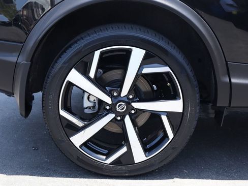 Used 2022 Nissan Rogue Sport SL w/ Premium Package AWD/4WD image 12