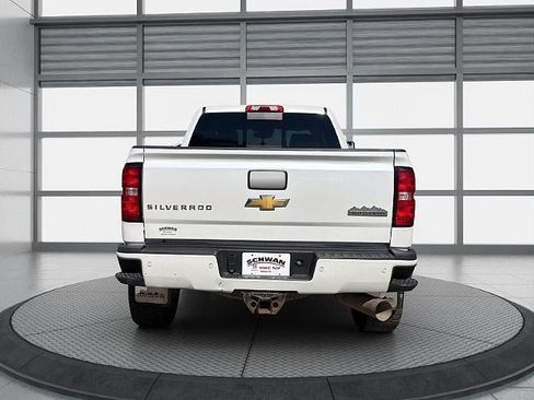 Used 2019 Chevrolet Silverado 2500 High Country AWD/4WD image 5