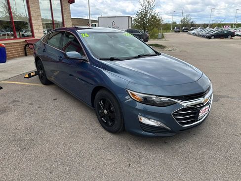 Used 2024 Chevrolet Malibu LT FWD image 3