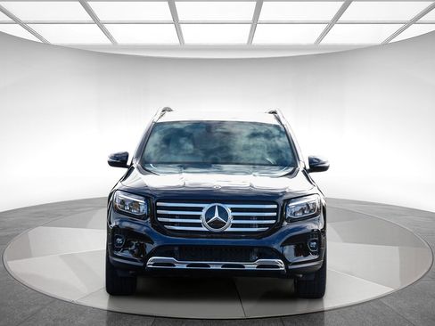 Certified 2025 Mercedes-Benz GLB 250 image 6