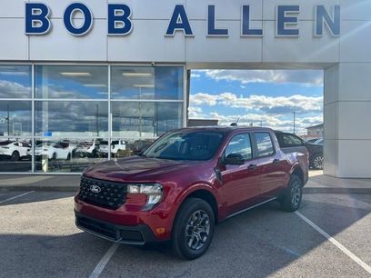 New 2025 Ford Maverick XLT w/ Equipment Group 301A