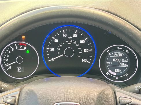 Used 2022 Honda HR-V Sport image 29